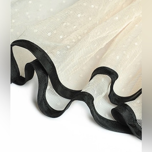 ZCRAVE NYC Boutique ‘Natia’ Midi Dress. Gorgeous and flattering for all shapes.L - Picture 13 of 14